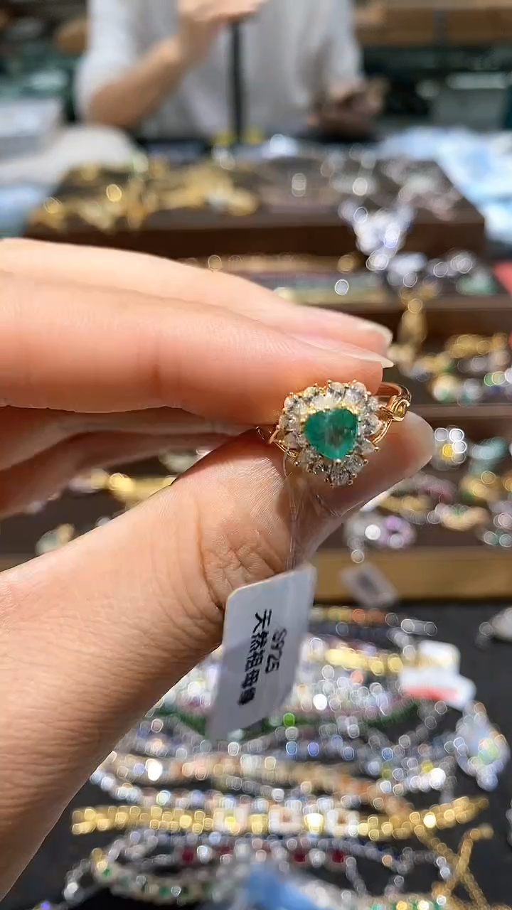 【闪购商品】祖母绿戒指银S925镶嵌戒指