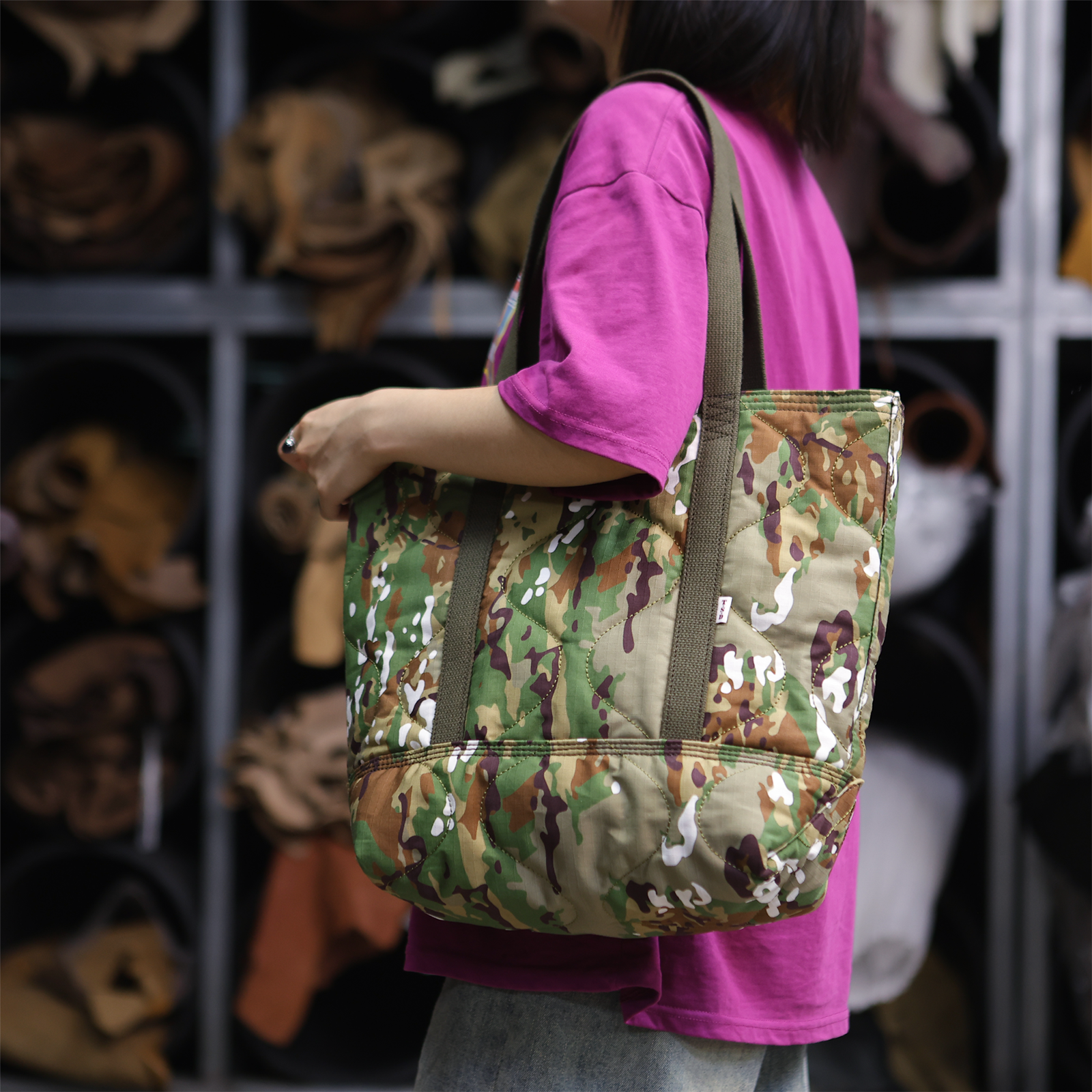 方向皮具/新款手工皮具经典全地形迷彩单肩包手提包男包女包8787