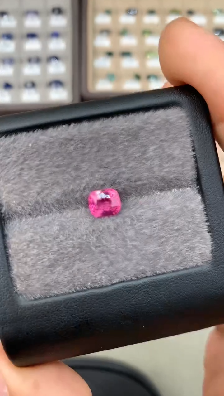 【闪购商品】定制尖晶石裸石未镶嵌1.57ct 枕型 樱花色调