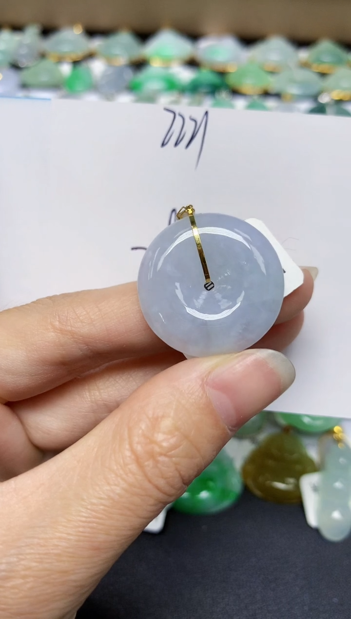 翡翠18K金镶嵌颈饰天然翡翠A货