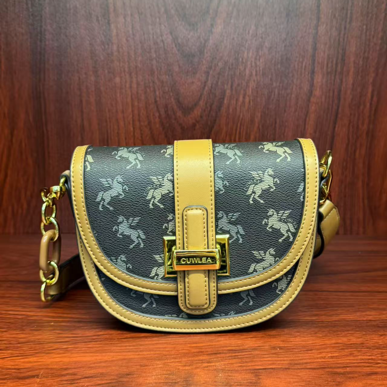 【可可专属】轻奢风小方包斜挎包气质轻职风