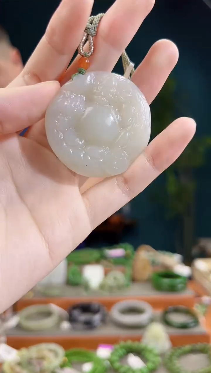 颈饰未镶嵌和田玉多样性发货 拍一单发一个
