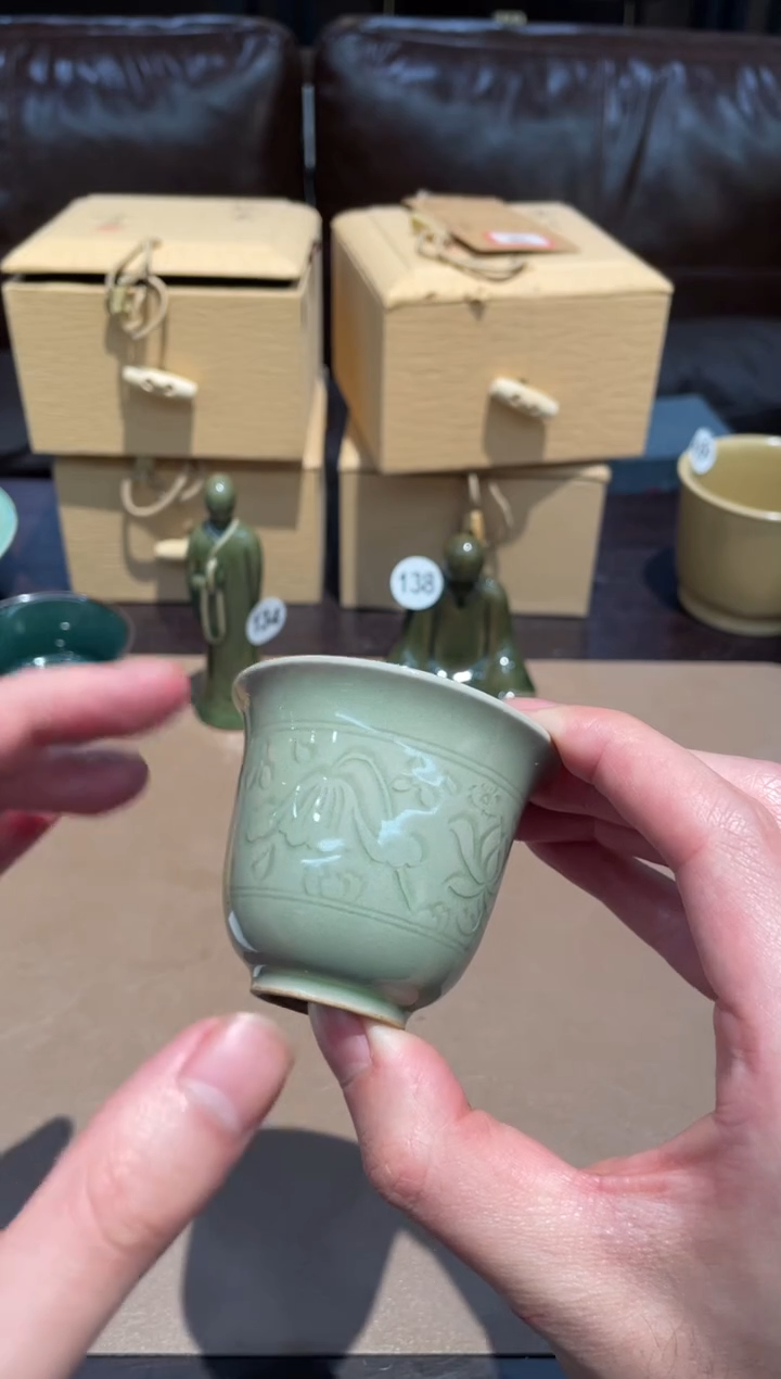 174窑承青瓷半刀铃铛杯