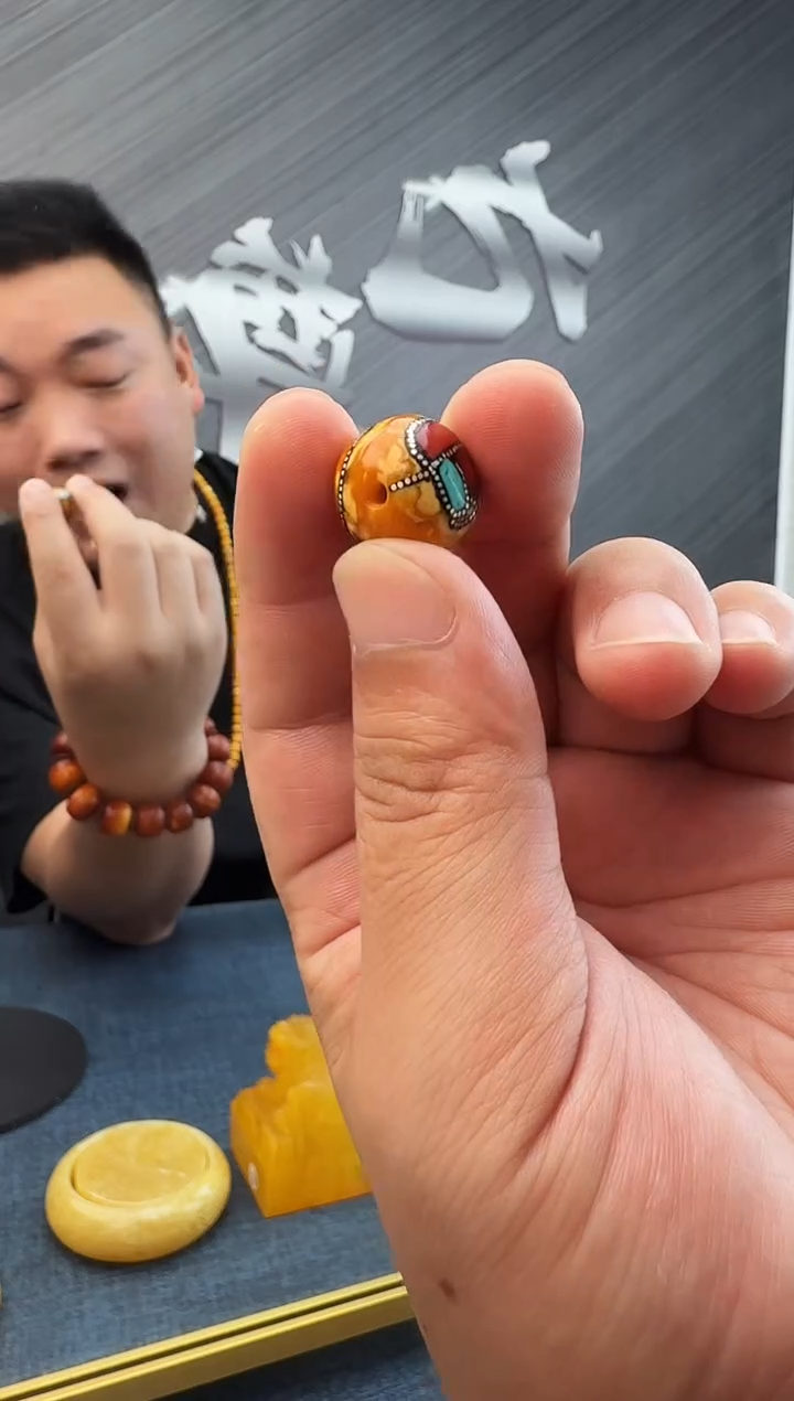 蜜蜡未镶嵌珠宝奇石假一罚十3，17多样性发其一