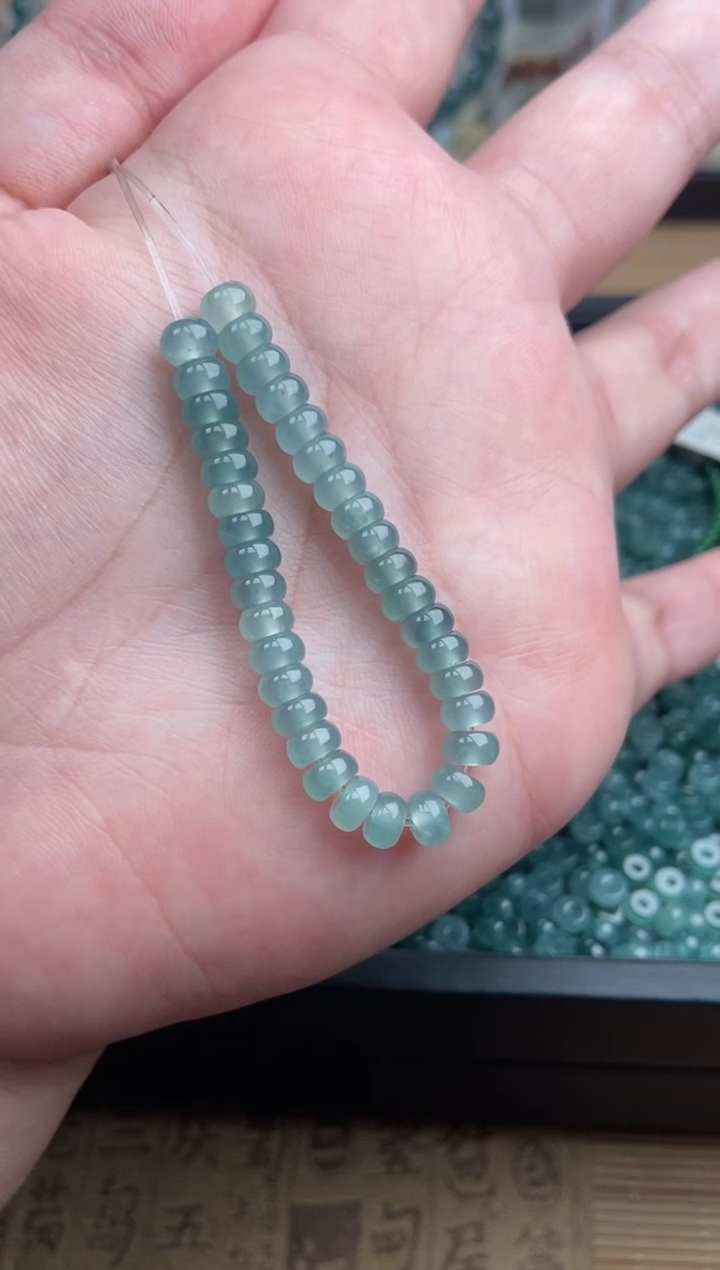 【闪购商品】翡翠手链未镶嵌算盘珠浅色