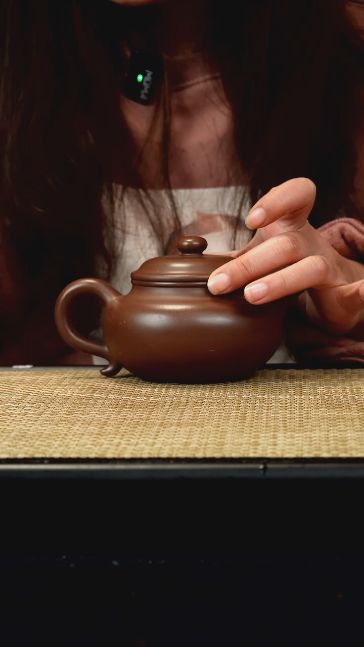 【闪购商品】紫砂茶壶革紫泥仿古330c