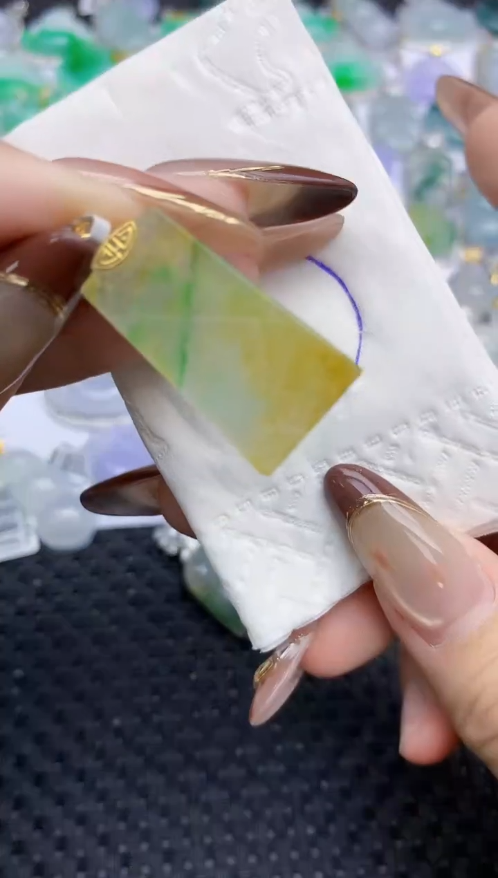 颈饰18K金镶嵌翡翠10   天然翡翠A货  百元以上9米证书费自理