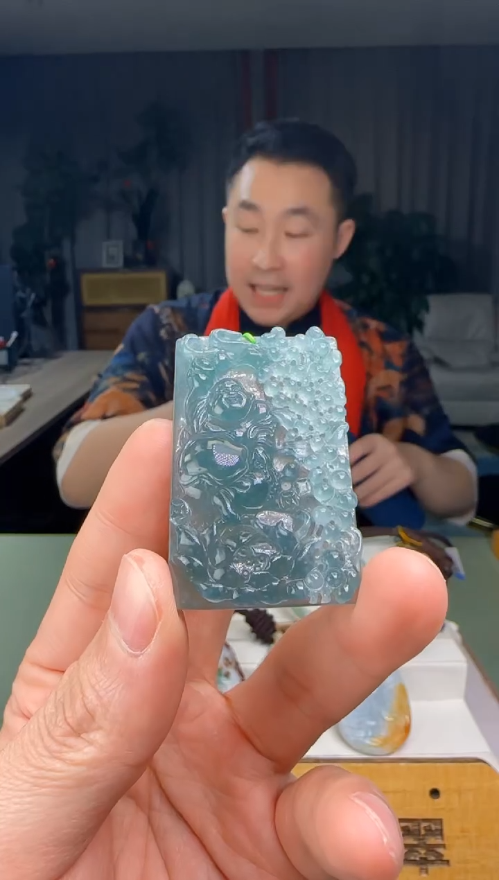 【闪购商品】翡翠吊坠(不含链)未镶嵌多样性发一DY@@WS50210H009