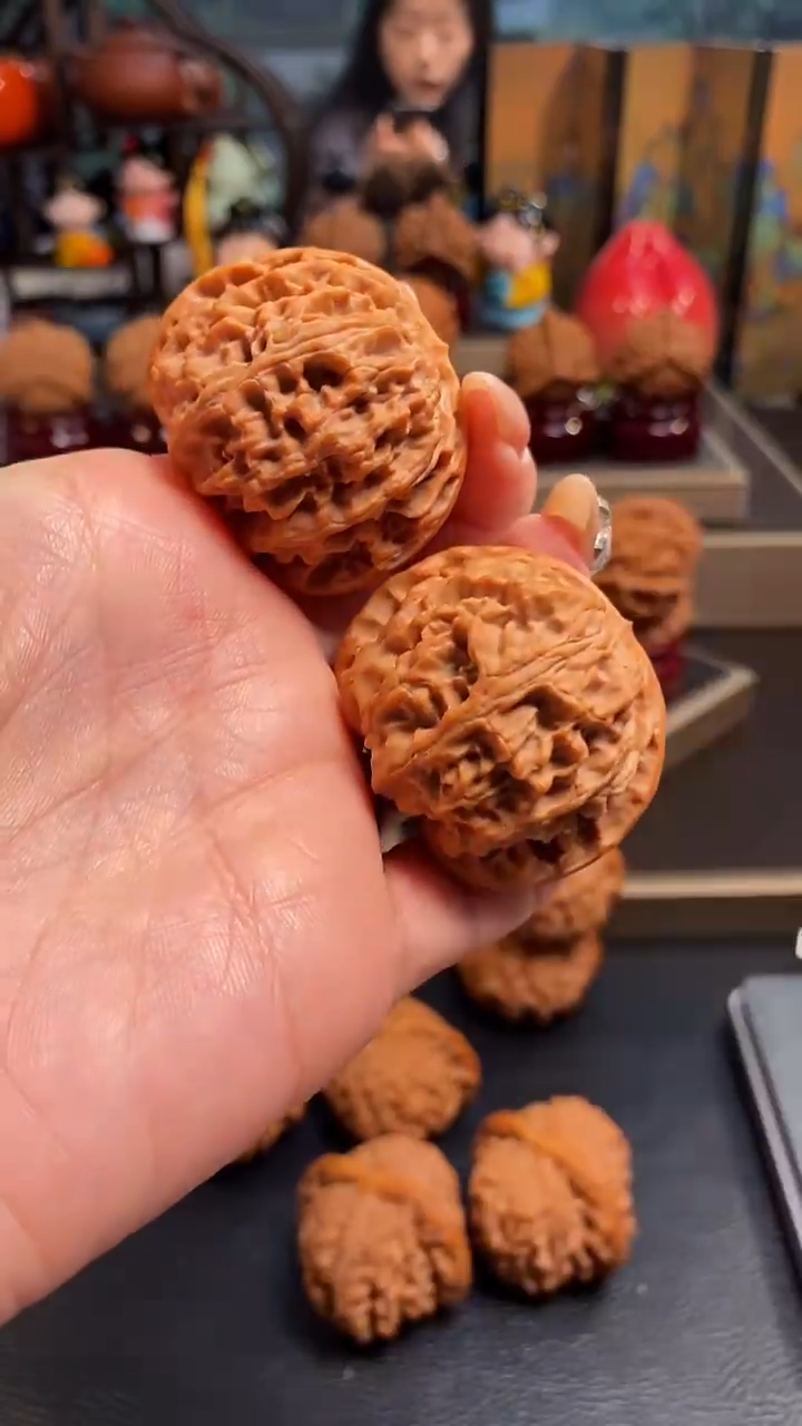 【闪购商品】文玩核桃把件K25苹果园41