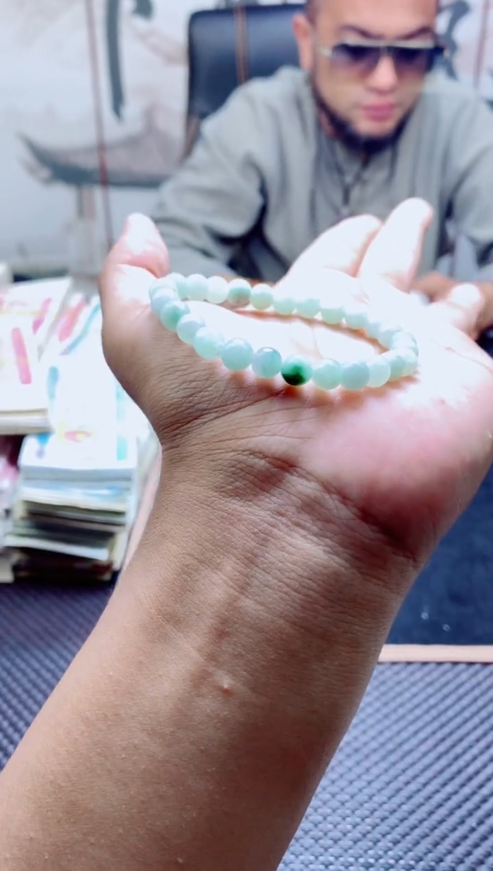 【闪购商品】定制翡翠未镶嵌纯天然缅甸A货翡翠 多样性发货只发其一