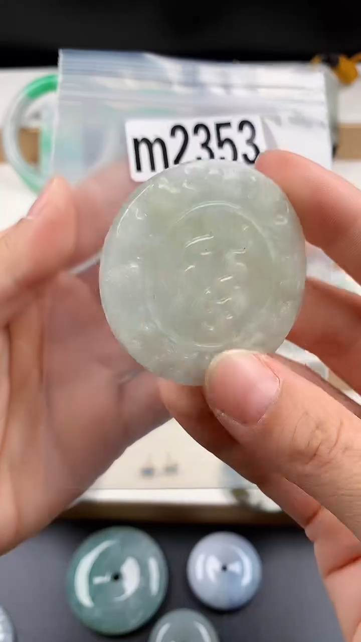 颈饰未镶嵌翡翠天然翡翠吊坠挂件