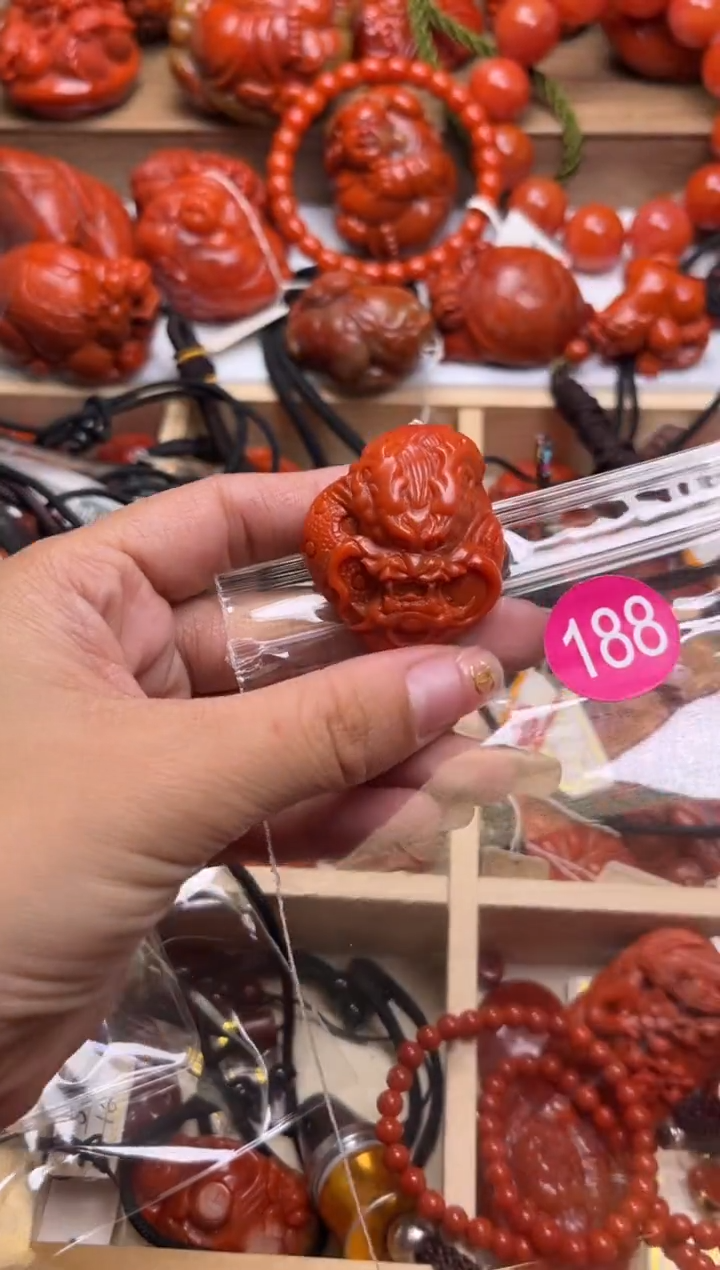 【闪购商品】南红玛瑙珠宝奇石未镶嵌188