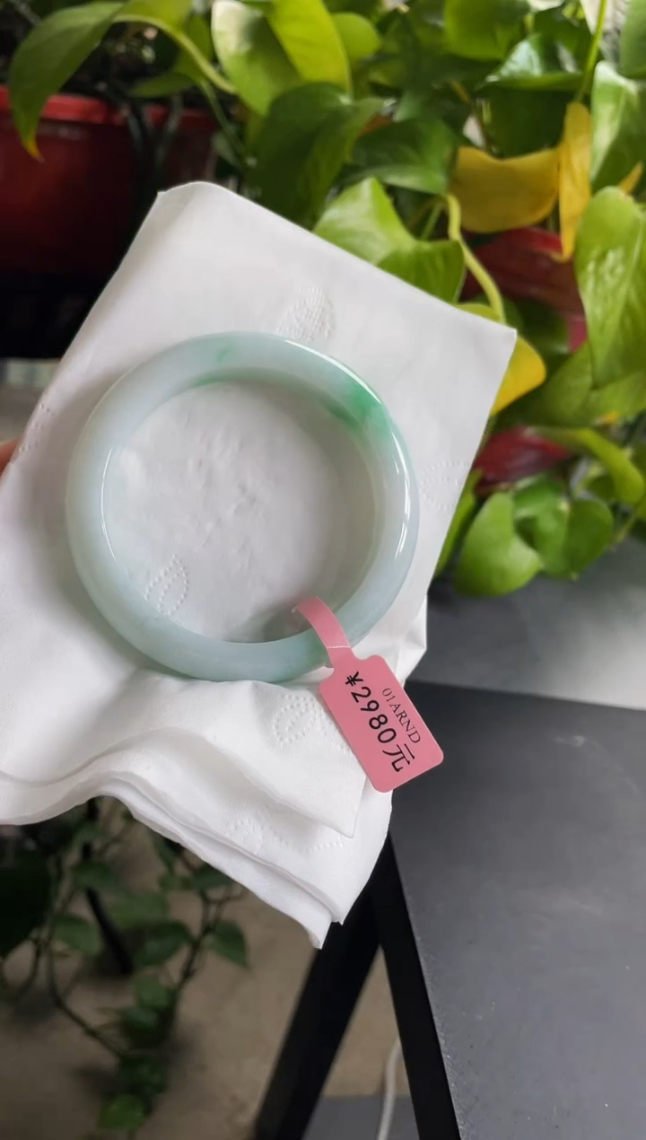 【闪购商品】翡翠手镯未镶嵌230手镯56.6