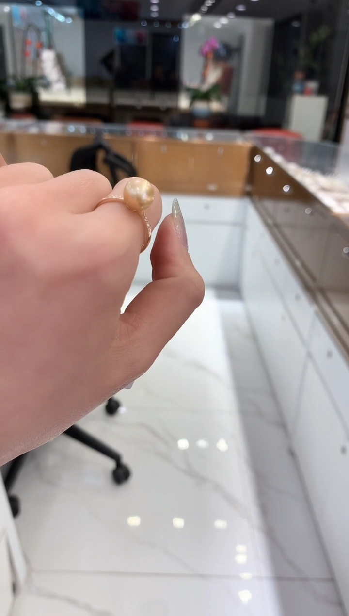 【闪购商品】海水珍珠戒圈18K金镶嵌8-9mm