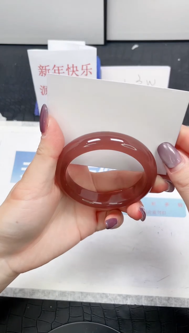 【闪购商品】石英质玉手镯未镶嵌69-56.4