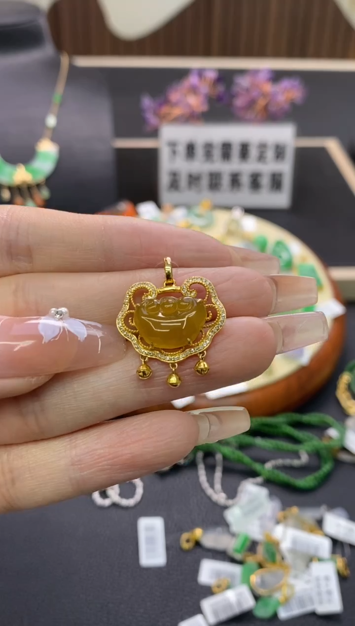 【闪购商品】翡翠颈饰18K金镶嵌净货15969