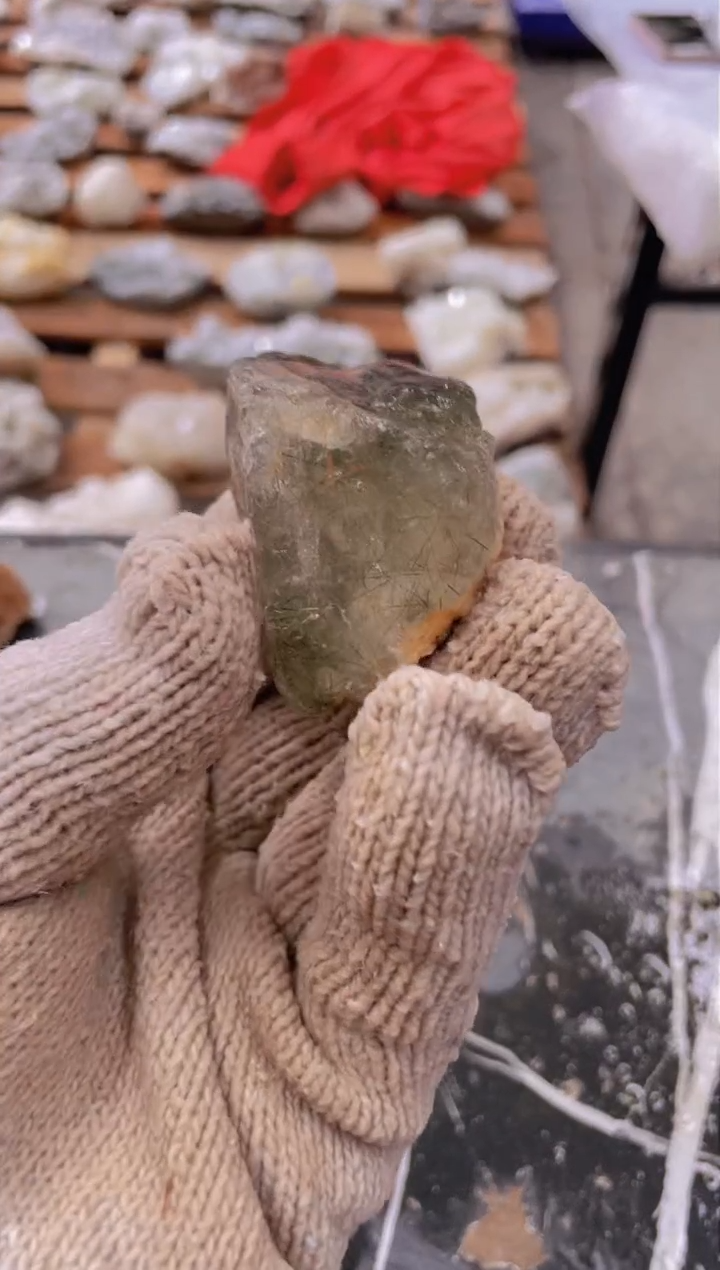 【闪购商品】水晶原石未镶嵌天然绿幽灵水晶原石