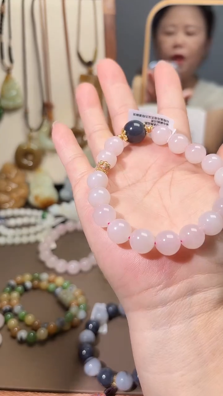 未镶嵌手串和田玉1