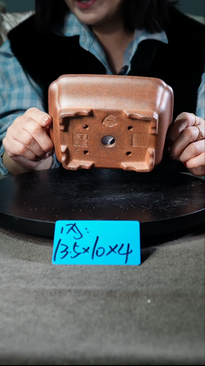 宜兴紫砂小小花盆