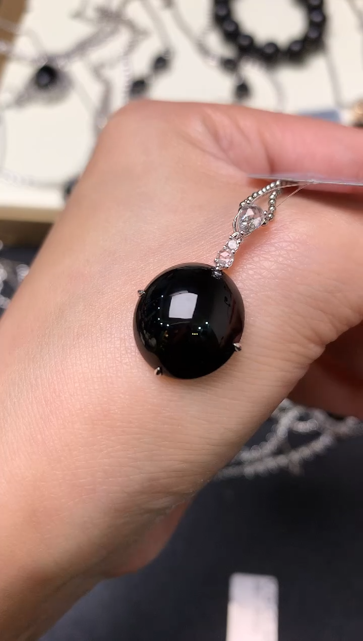 【闪购商品】翡翠吊坠(不含链)18K金镶嵌160-蛋面