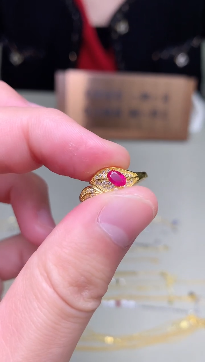 【闪购商品】红宝石戒指银S925镶嵌戒指