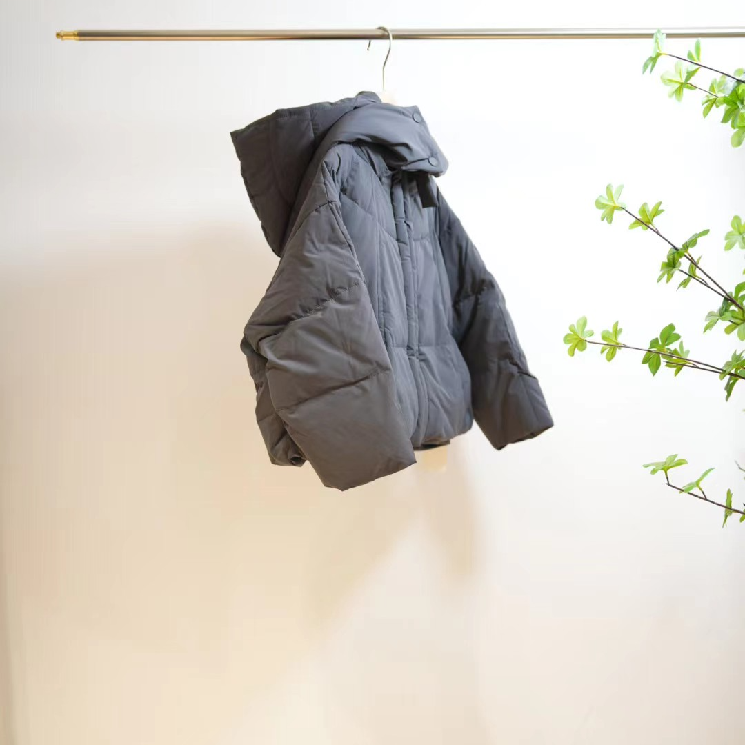 3-592-儿童一款两色秋冬纯色保暖可拆卸连帽羽绒服J