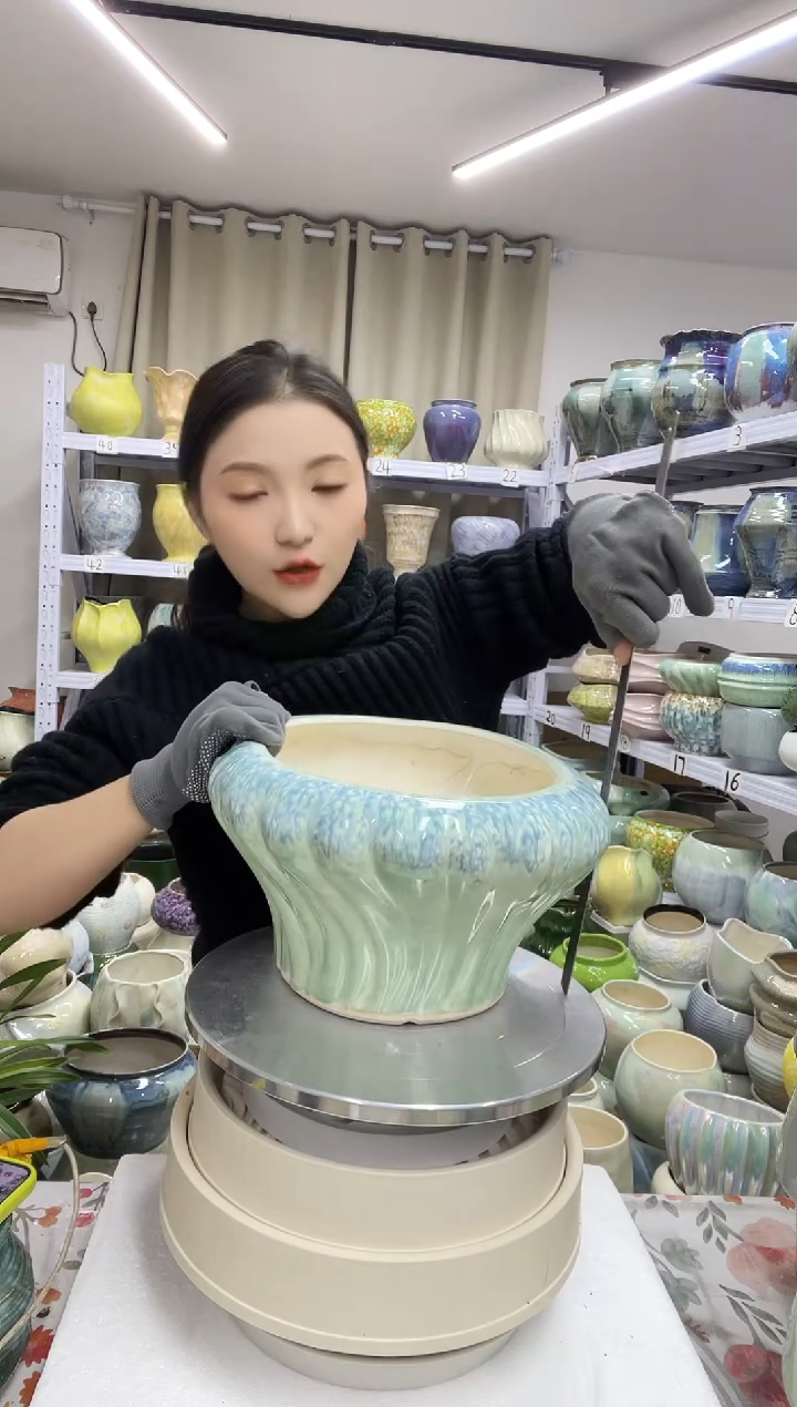 【12.13】花盆链接 高：17  口：27