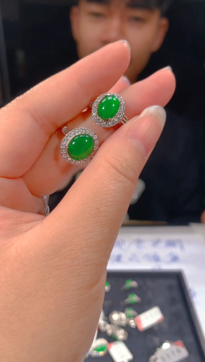 【闪购商品】定制翡翠未镶嵌20多样性发货（发其一）
