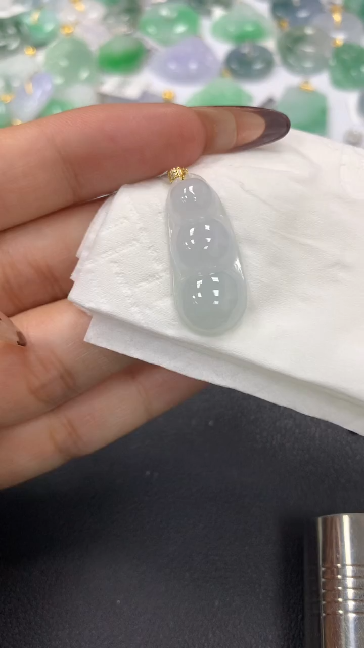 颈饰18K金镶嵌翡翠a货假一赔三支持复检百元上9元证书费自理