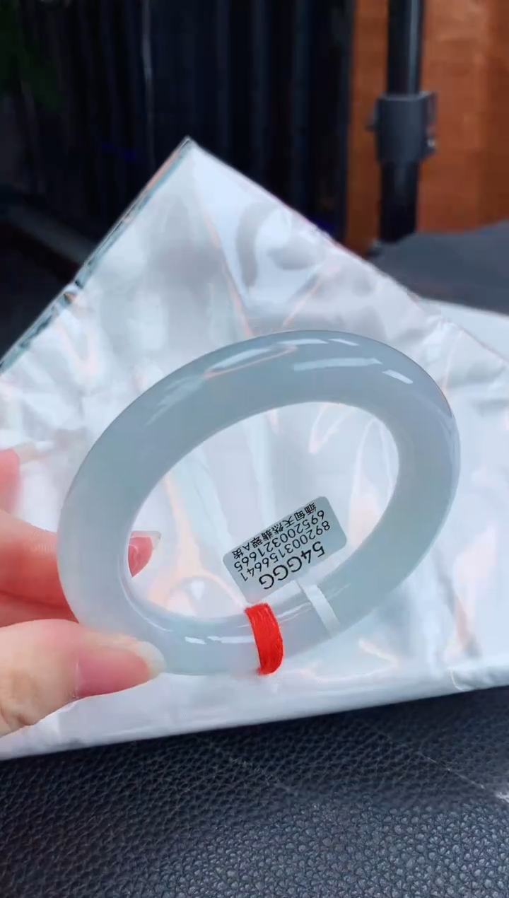 【闪购商品】翡翠手镯未镶嵌缅甸天然翡翠A货手镯