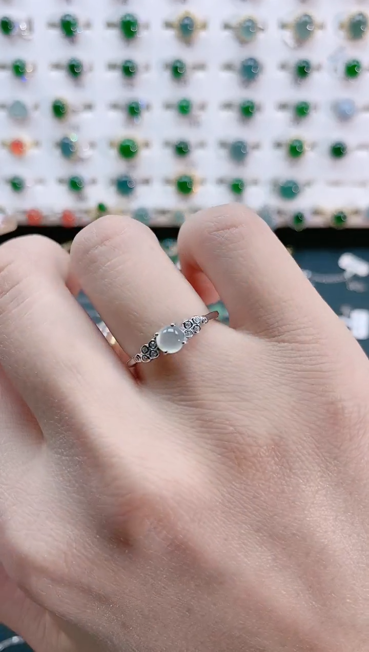 【闪购商品】翡翠戒指银S925镶嵌天然翡翠