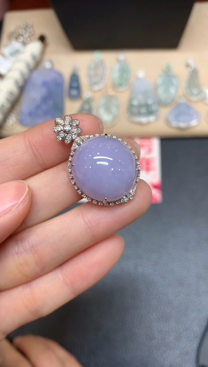 【闪购商品】翡翠吊坠(不含链)18K金镶嵌蛋面【无服务费