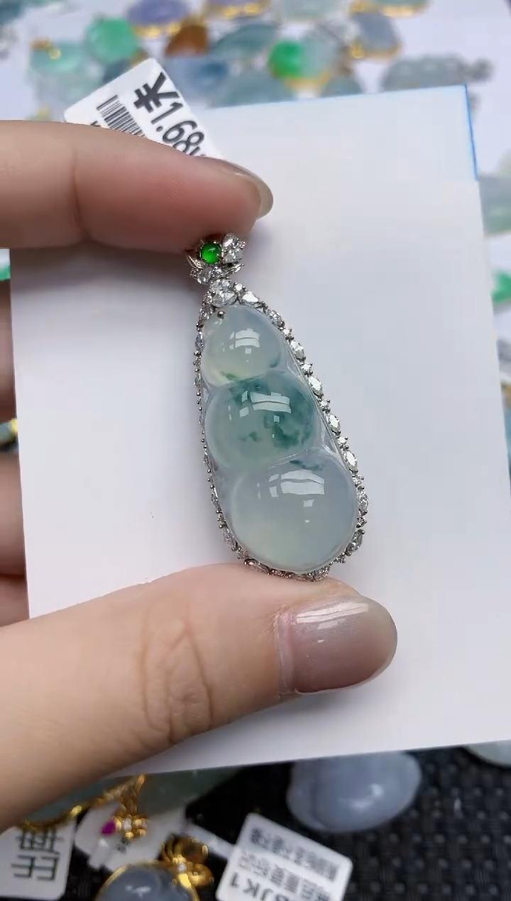 【闪购商品】翡翠颈饰18K金镶嵌天然翡翠A货