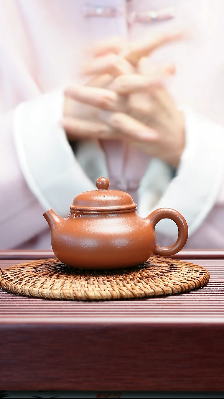 茶壶紫砂孟臣小品  容天 130cc