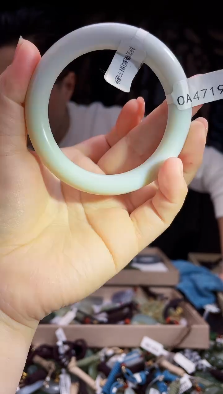 【闪购商品】和田玉颈饰未镶嵌拍一发一