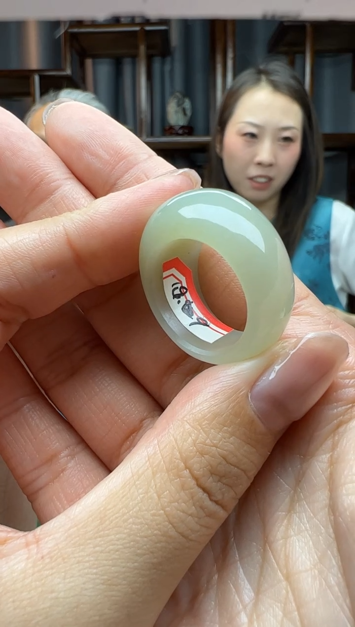 【闪购商品】和田玉颈饰未镶嵌戒圈   18.9