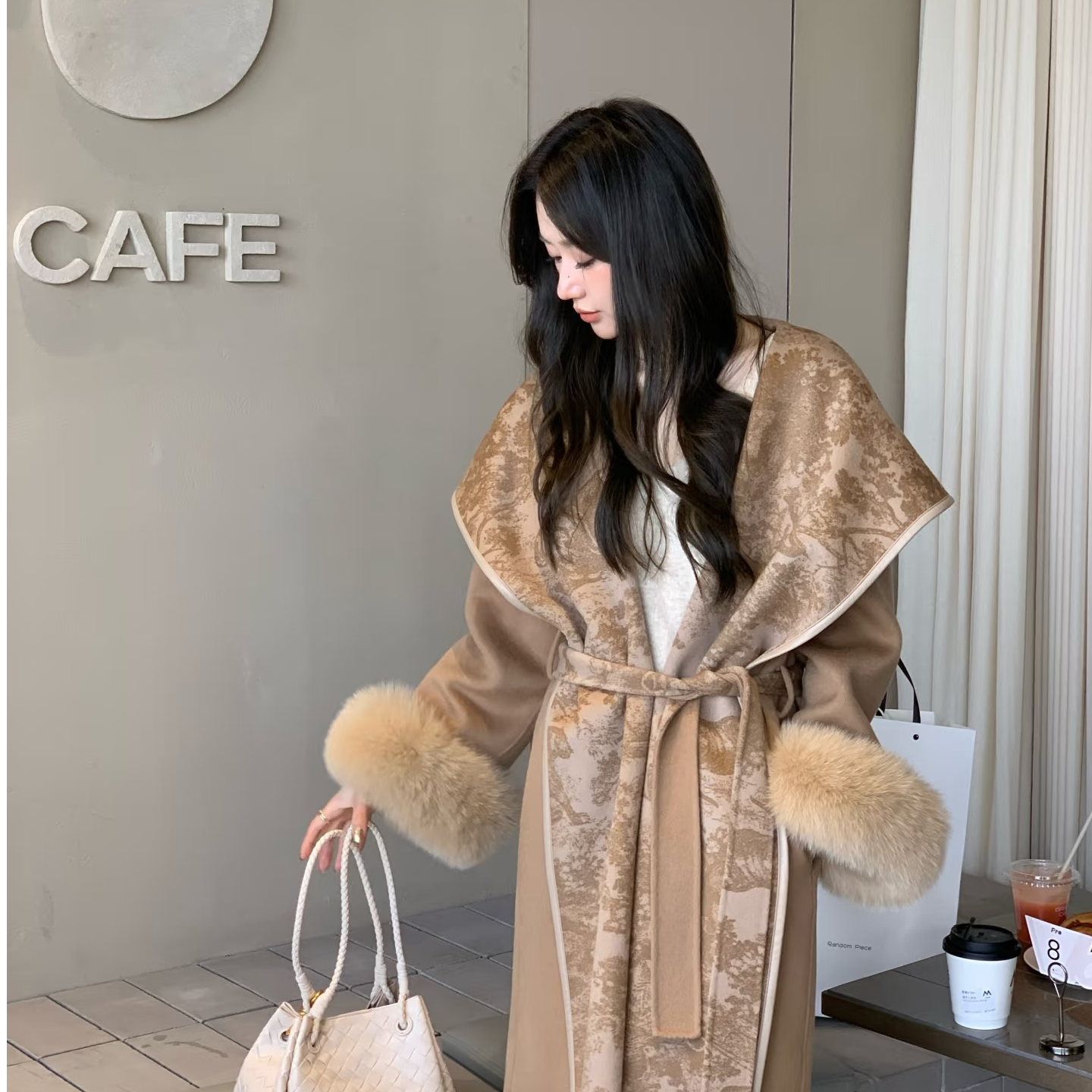 【玥】2025 秋冬新款百搭气质水墨印花长款外套L6033