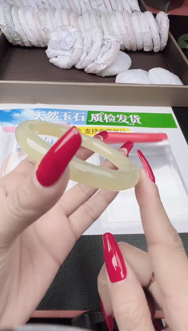 未镶嵌手镯石英质玉圈口 51 52