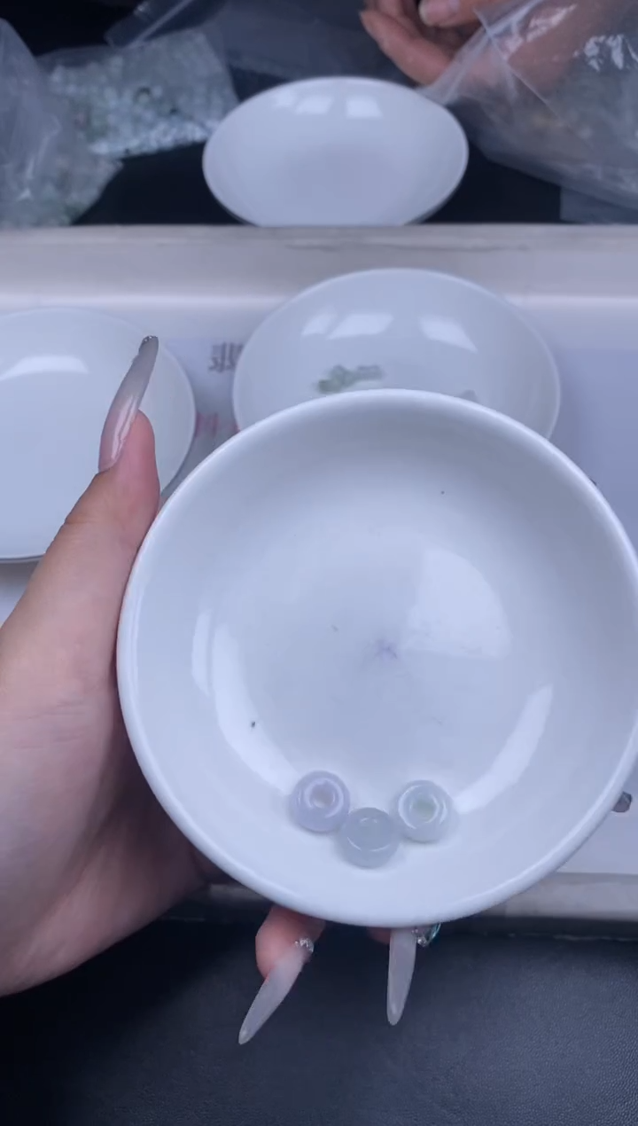 颈饰未镶嵌翡翠散珠批发DIY多样性发货