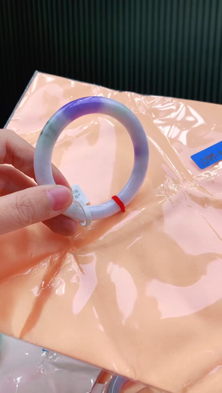 未镶嵌手镯翡翠54+