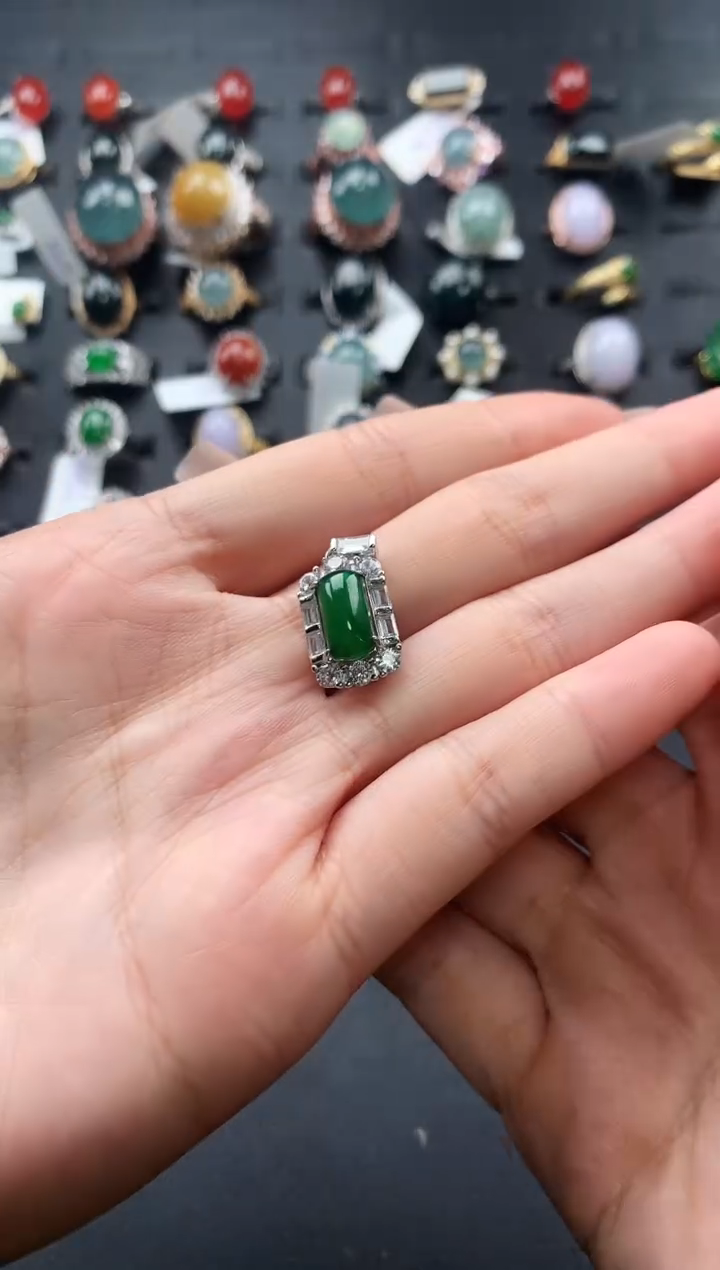 【闪购商品】翡翠戒指未镶嵌58645864587657