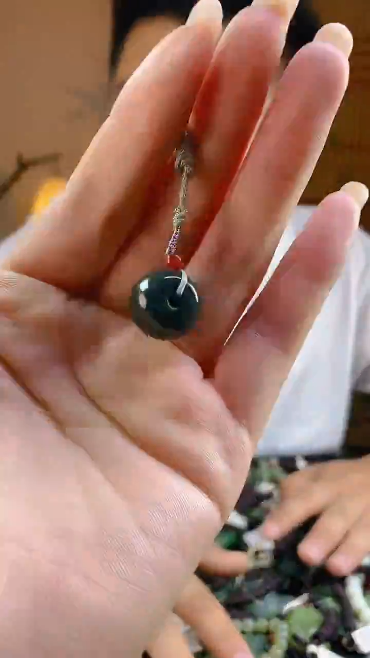 和田玉未镶嵌颈饰多样性发货，拍一发一