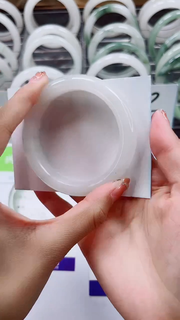 【闪购商品】石英质玉手镯合金A113-55/56