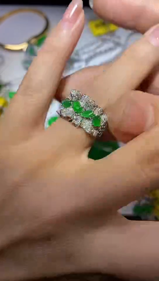 【闪购商品】翡翠戒指18K金镶嵌18k金戒指