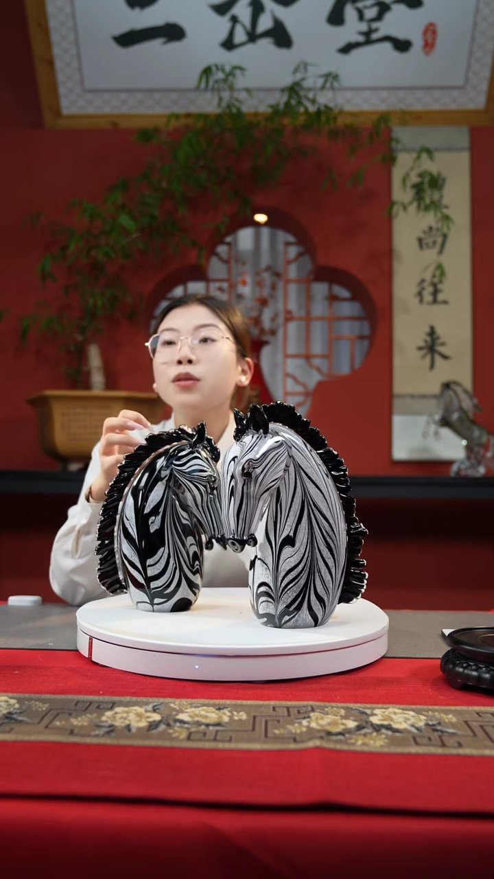 【闪购商品】琉璃手工艺品斑马首一对