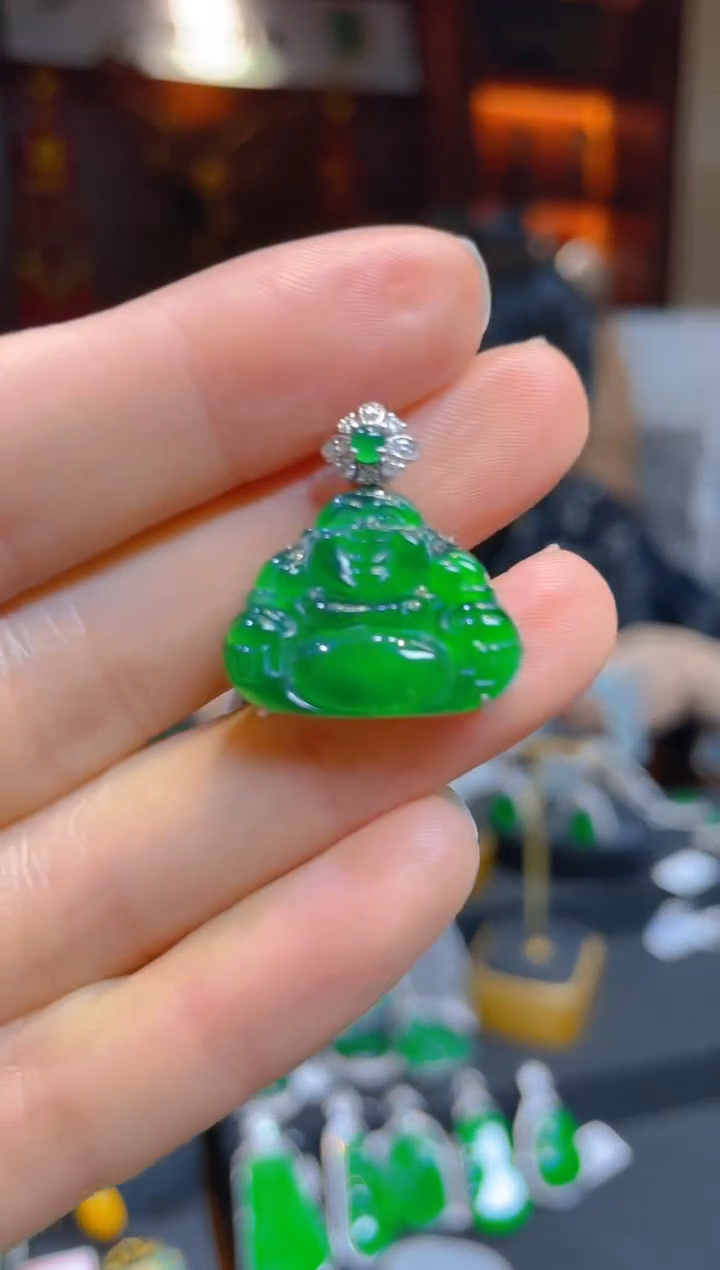 【闪购商品】翡翠颈饰18K金镶嵌118542天然A货翡翠佛公