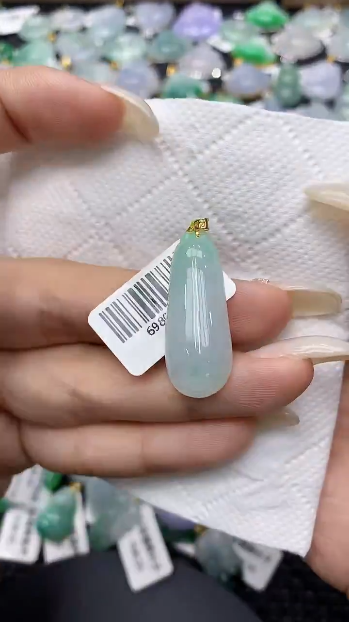 颈饰18K金镶嵌翡翠11111111111