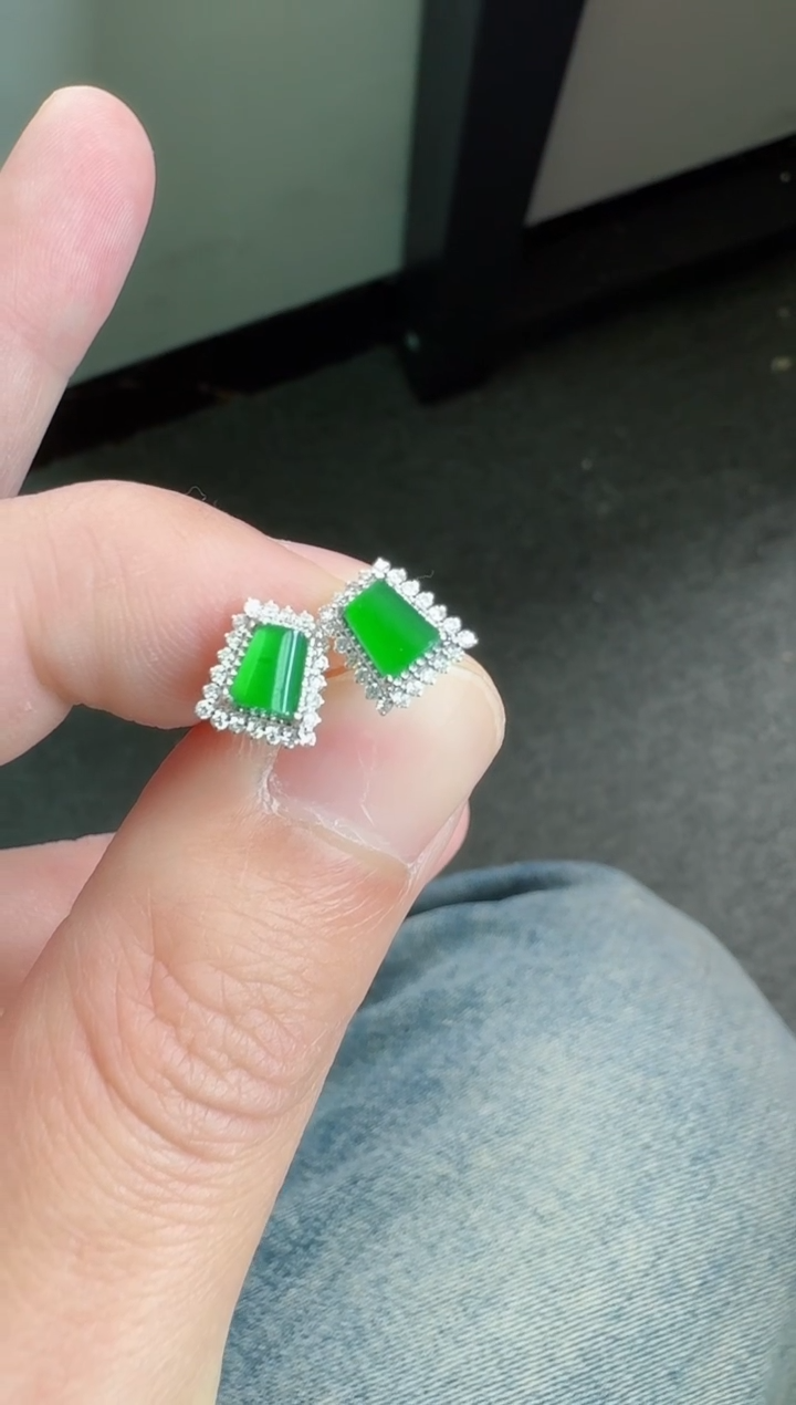 【闪购商品】翡翠耳饰18K金镶嵌寄售回流，不退不换