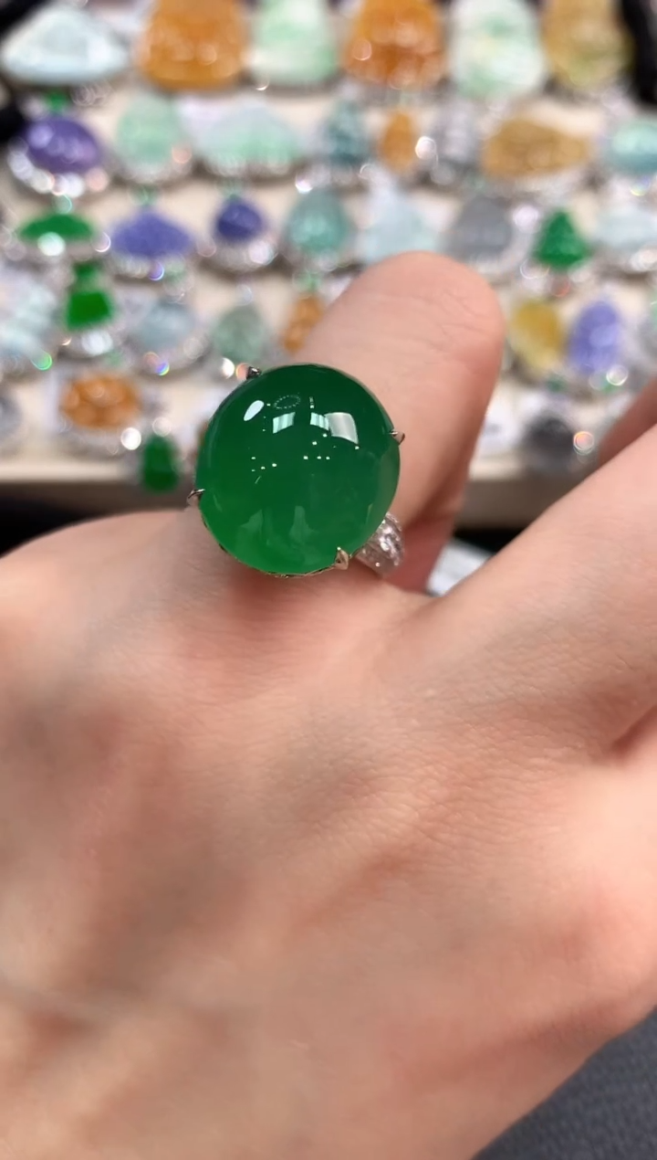 【闪购商品】翡翠戒指18K金镶嵌m51       
