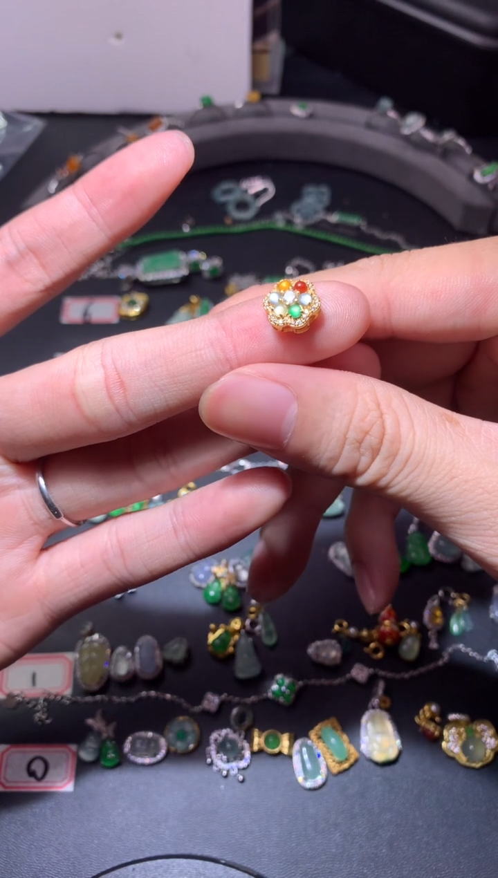 吊坠(不含链)银S925镶嵌翡翠纯****?1